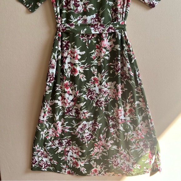 French Connection Lightweight Floriana Floral-Print Maxi Dress Beltes in size 4 - Picture 9 of 16
